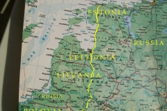 1 b Lituania, Lettonia, Estonia
